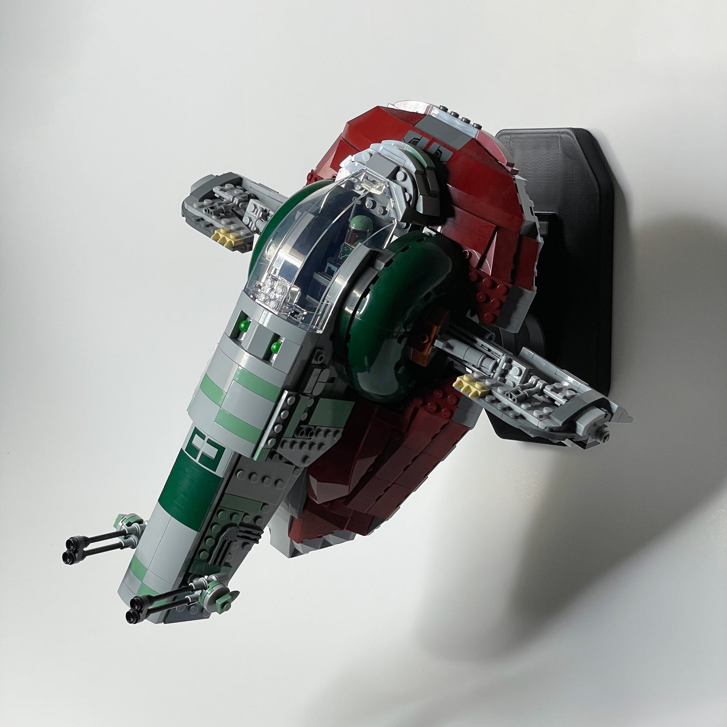 3D Printable Wall-Mounted Small LEGO Display Stand Files
